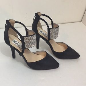 Italina Black Rhinestones Pumps- Size 6.5